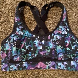 Fabletics sports bra